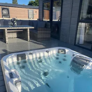 Ailsa With Hot Tub , York United Kingdom